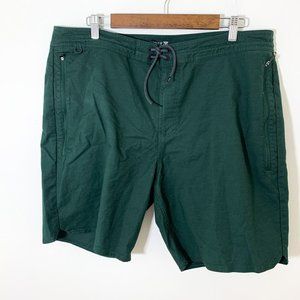 Roark Revival Layover green travel shorts 38